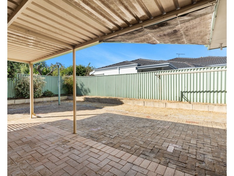24 Gladstone Street, St James WA 6102