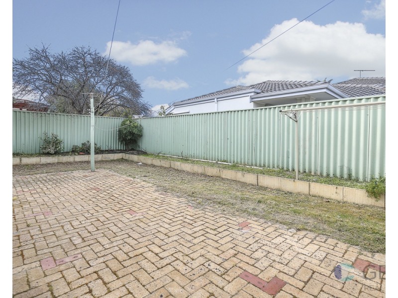24 Gladstone Street, St James WA 6102