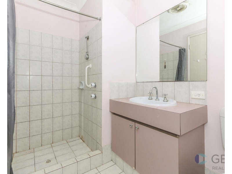 24 Gladstone Street, St James WA 6102