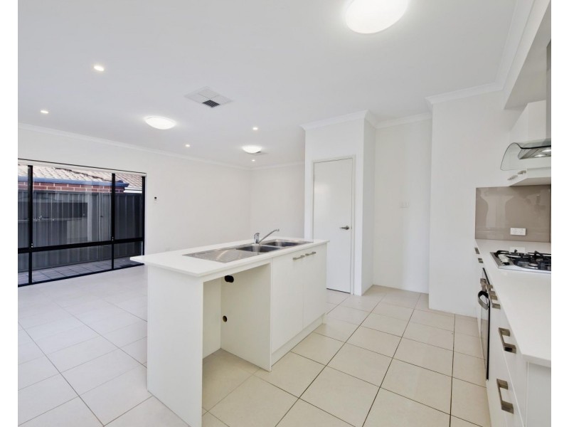 32 Daley Street, Yokine WA 6060