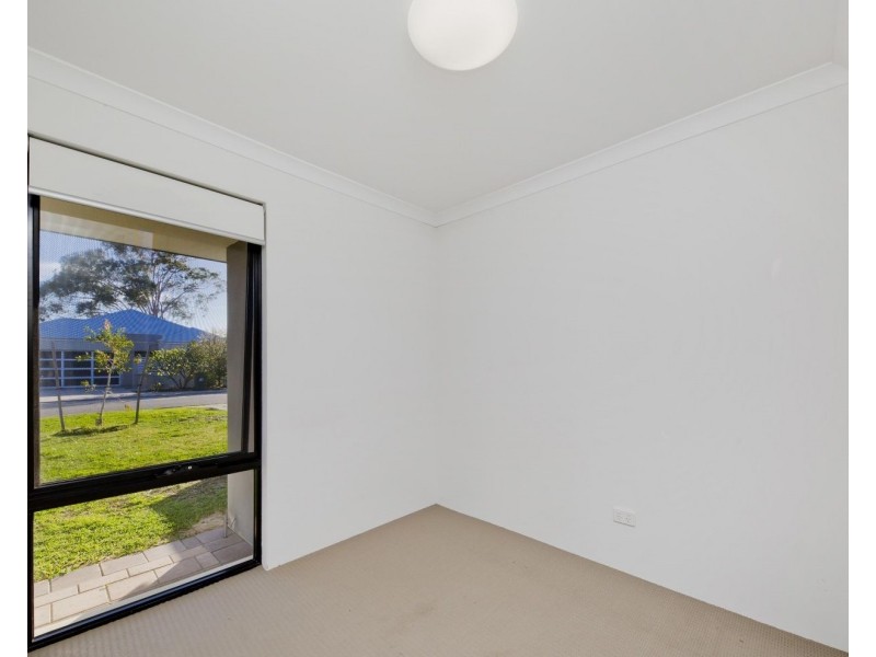 32 Daley Street, Yokine WA 6060