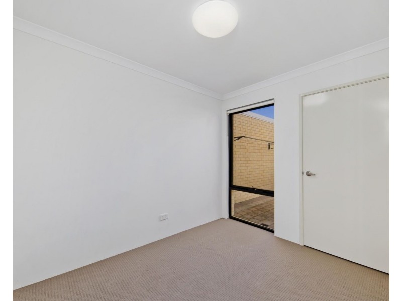32 Daley Street, Yokine WA 6060