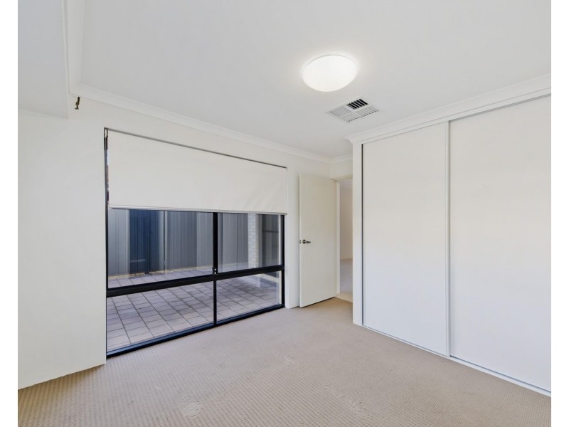 32 Daley Street, Yokine WA 6060