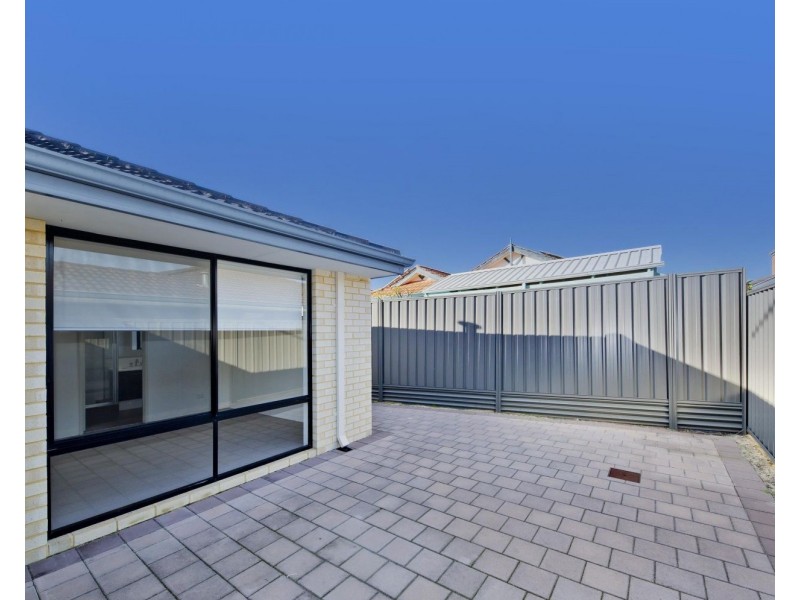 32 Daley Street, Yokine WA 6060