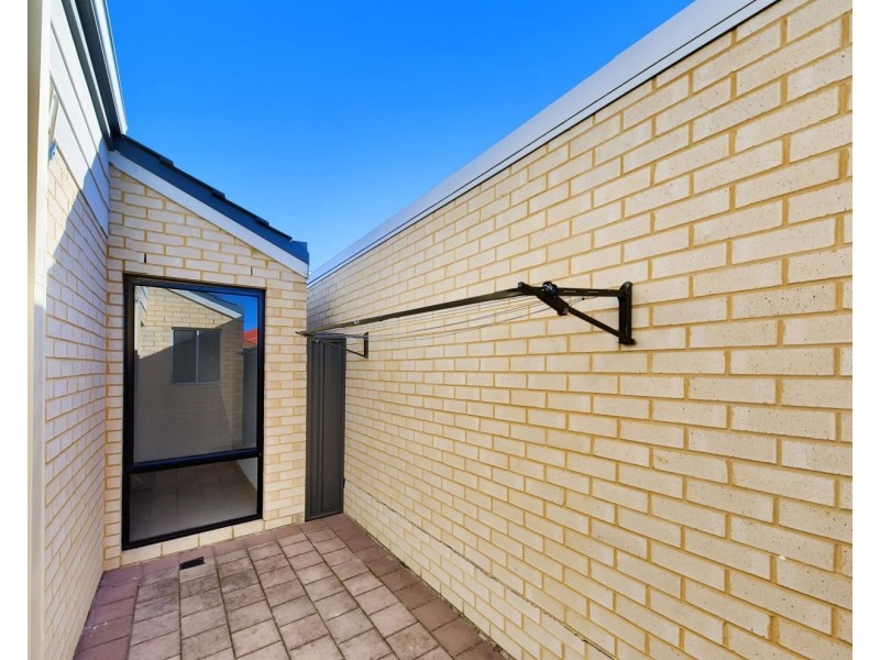 32 Daley Street, Yokine WA 6060