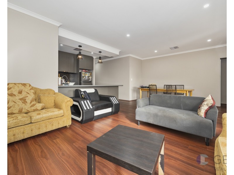 30A Buntine Way, Girrawheen WA 6064