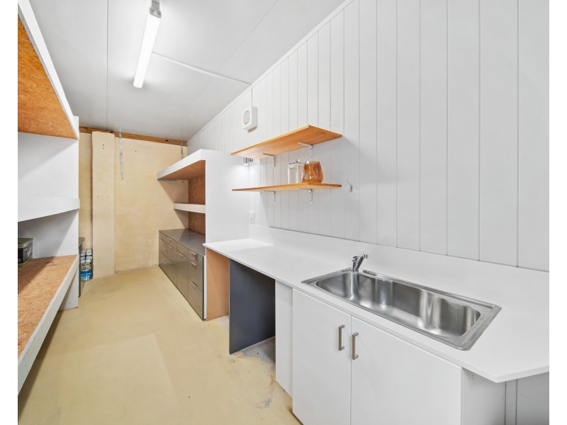 31A Paulik Way, Hamilton Hill WA 6163