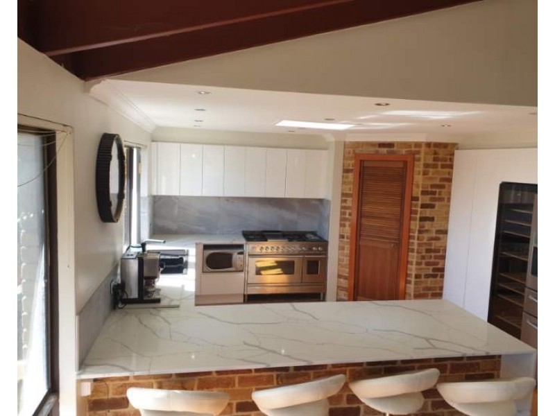 8 Moth Court, Ocean Reef WA 6027