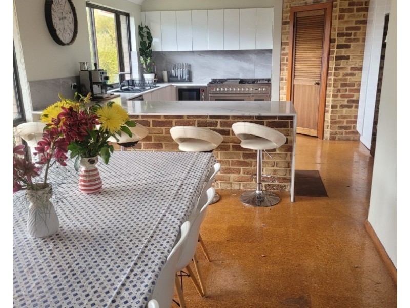 8 Moth Court, Ocean Reef WA 6027