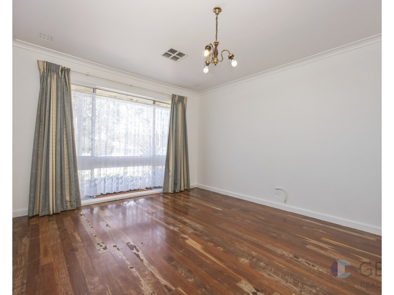 15 Amberton Avenue, Girrawheen WA 6064