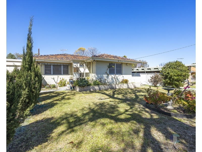12 Butterick Place, Girrawheen WA 6064