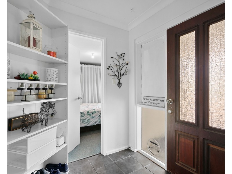 44 Ipswich Crescent, Girrawheen WA 6064