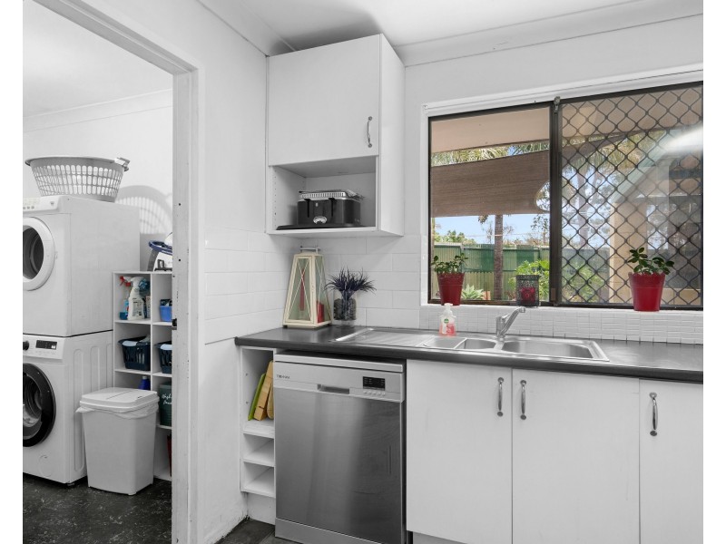 44 Ipswich Crescent, Girrawheen WA 6064