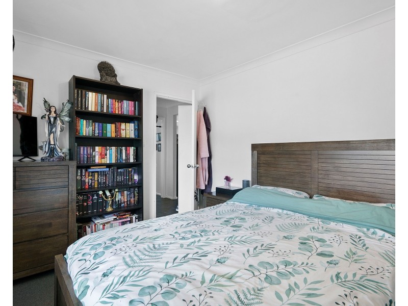 44 Ipswich Crescent, Girrawheen WA 6064