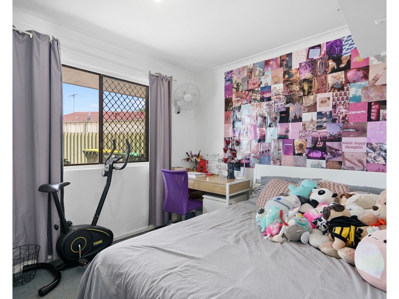 44 Ipswich Crescent, Girrawheen WA 6064