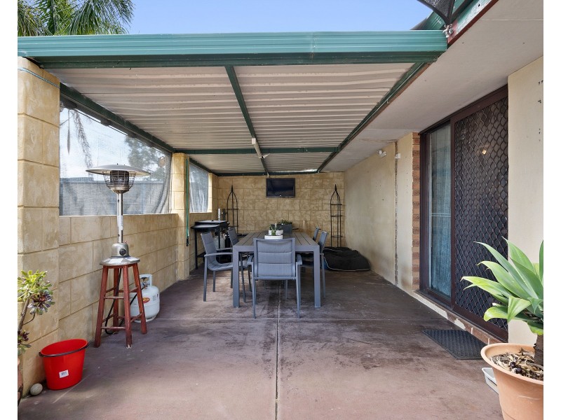 44 Ipswich Crescent, Girrawheen WA 6064