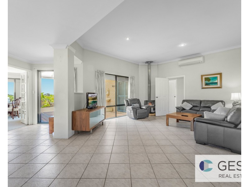 4 Quenda Close, Beeliar WA 6164