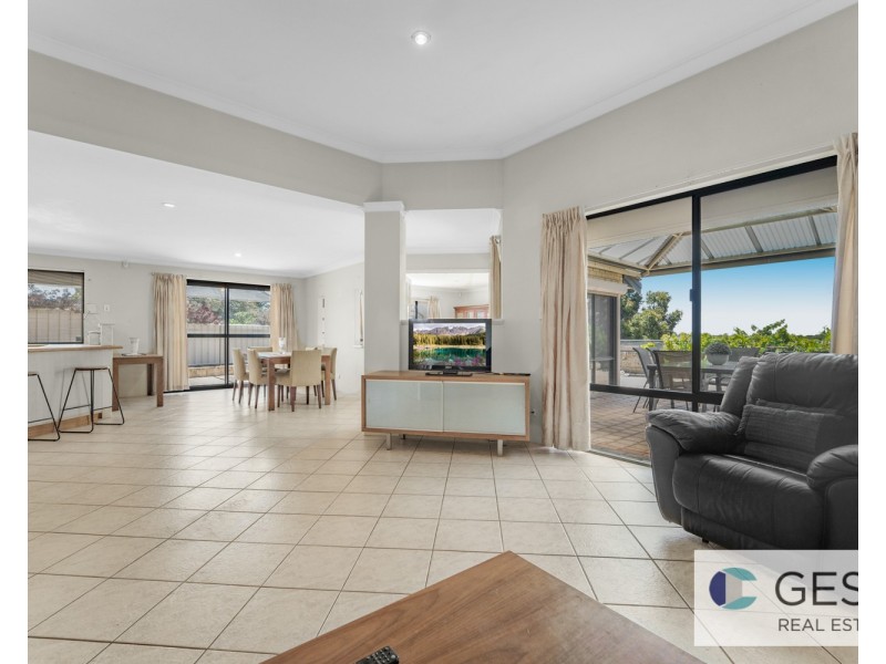 4 Quenda Close, Beeliar WA 6164