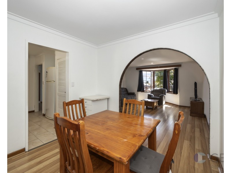 12 Girrawheen Avenue, Girrawheen WA 6064