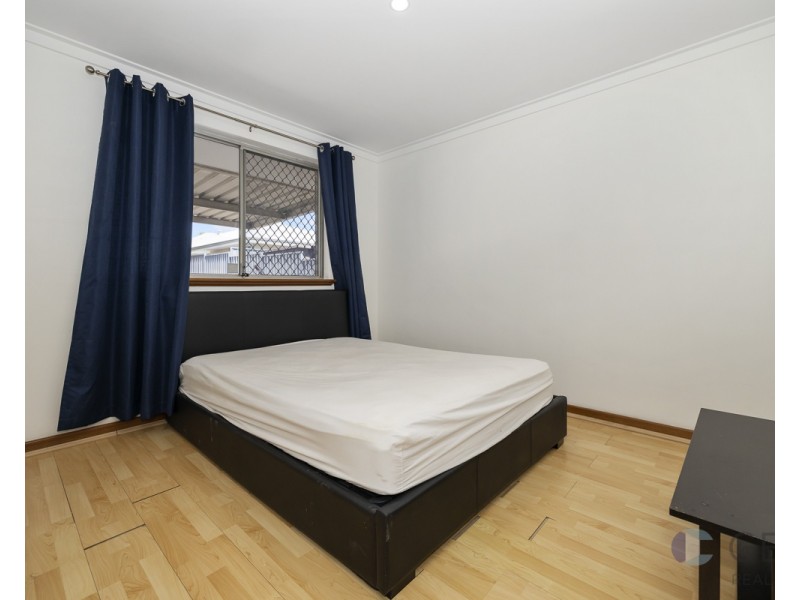 12 Girrawheen Avenue, Girrawheen WA 6064