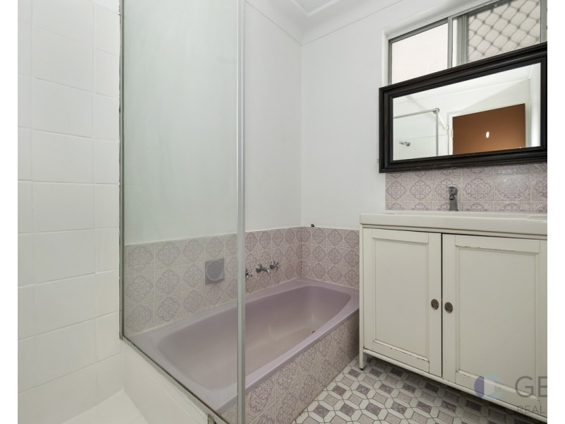 12 Girrawheen Avenue, Girrawheen WA 6064