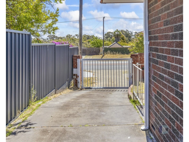 12 Girrawheen Avenue, Girrawheen WA 6064