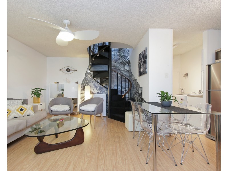 5/246 Flinders Street, Yokine WA 6060