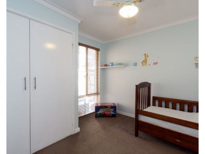 4/197 Walter Road West, Dianella WA 6059