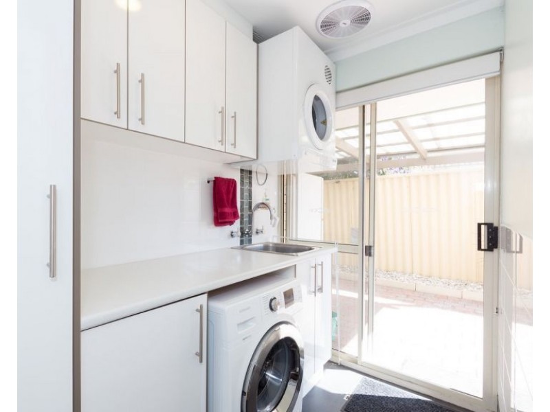 4/197 Walter Road West, Dianella WA 6059