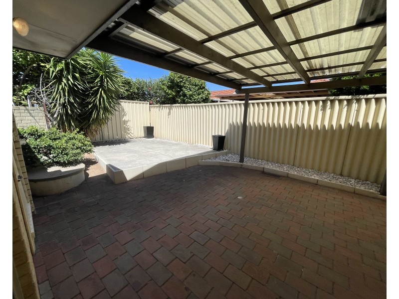 4/197 Walter Road West, Dianella WA 6059