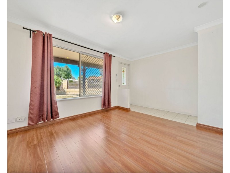 12 Whiston Crescent, Clarkson WA 6030