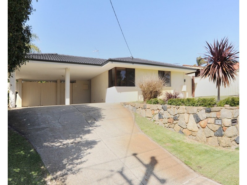 76 DARLEY CIRCLE, Bull Creek WA 6149
