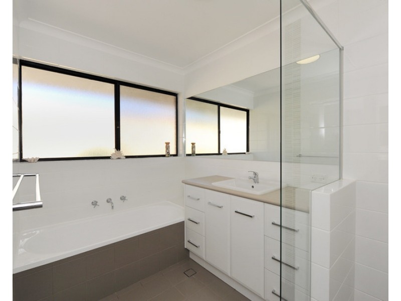 76 DARLEY CIRCLE, Bull Creek WA 6149