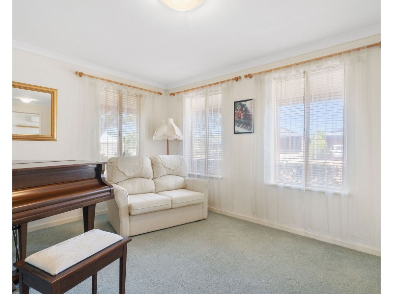 57 Sandown Circle, Henley Brook WA 6055