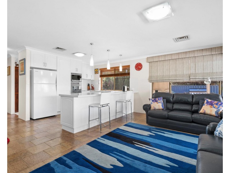 26 Lena Crescent, Beechboro WA 6063