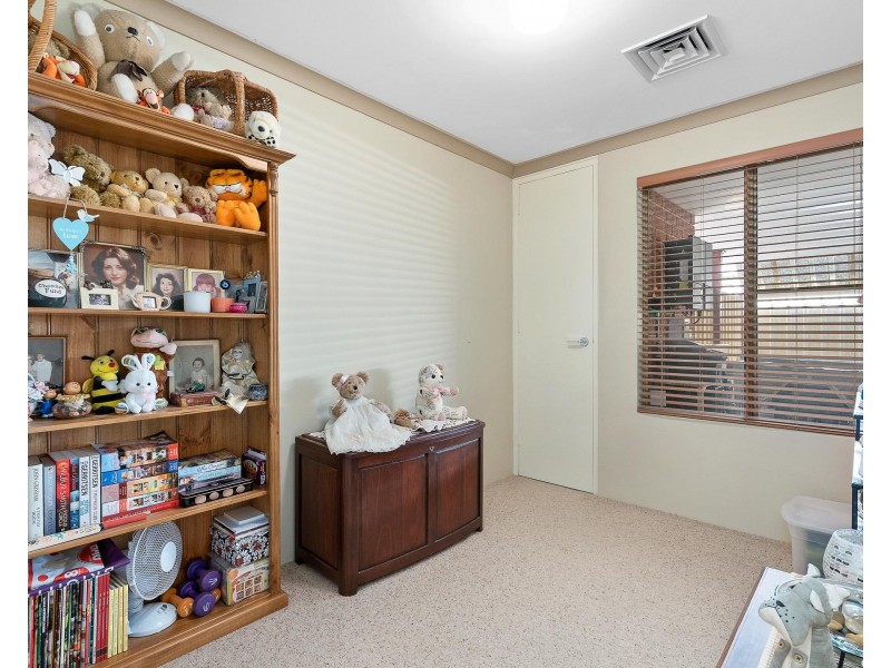 26 Lena Crescent, Beechboro WA 6063