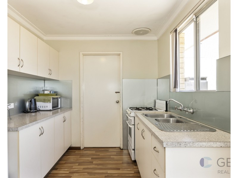 41 Nelligan Avenue, Girrawheen WA 6064