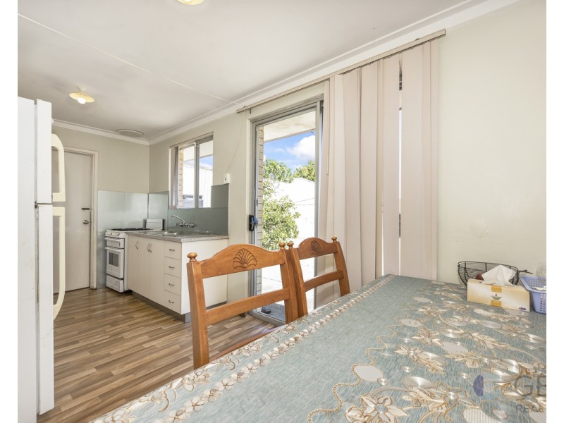 41 Nelligan Avenue, Girrawheen WA 6064