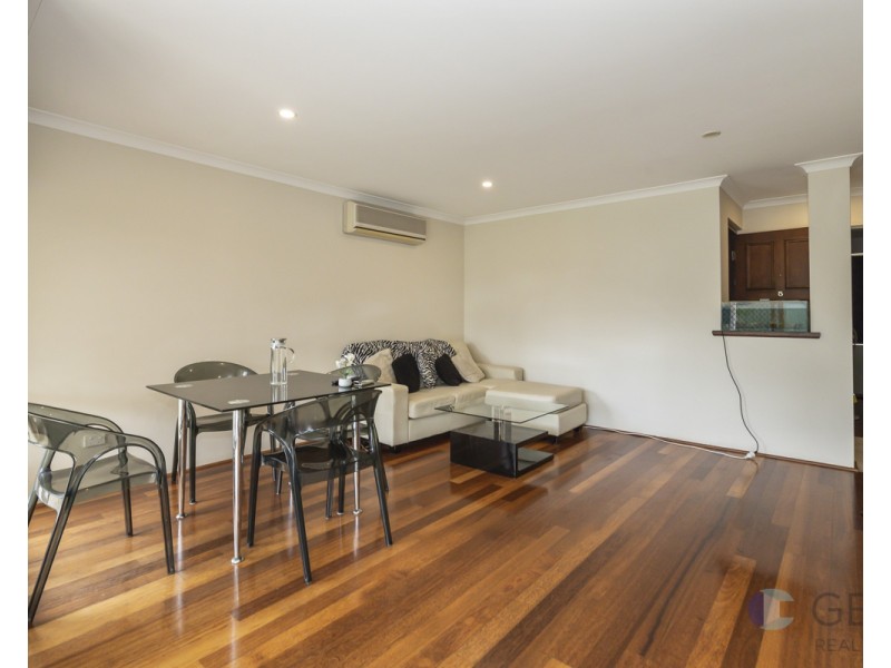 Villa 5/2-8 Palmerston Street, St James WA 6102