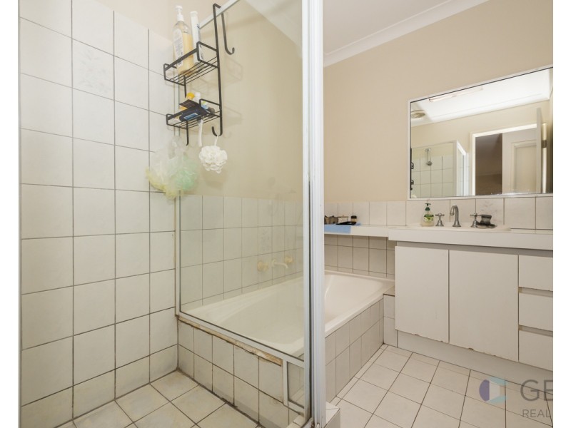 Villa 5/2-8 Palmerston Street, St James WA 6102