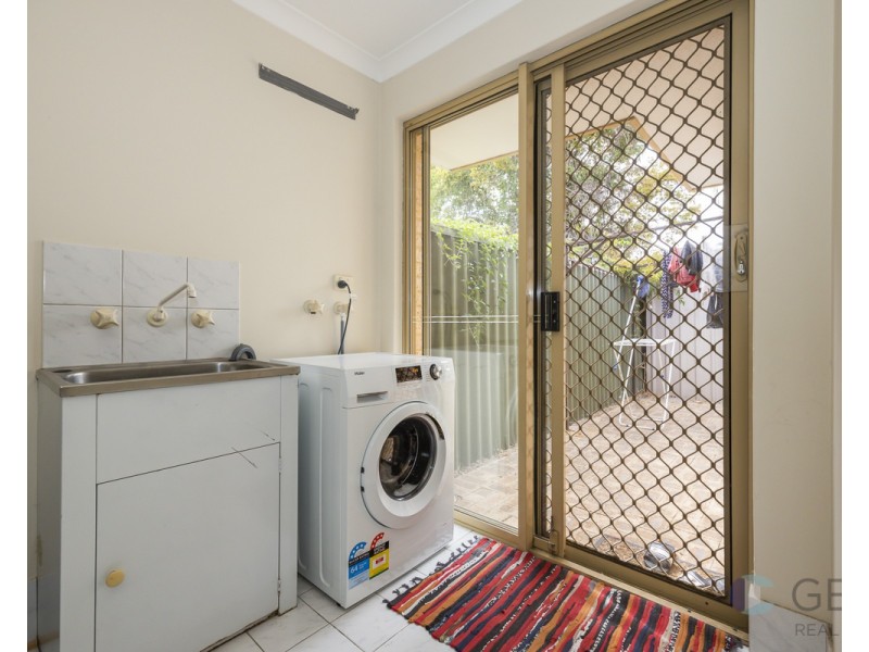 Villa 5/2-8 Palmerston Street, St James WA 6102