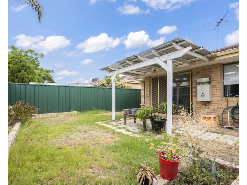 Villa 5/2-8 Palmerston Street, St James WA 6102