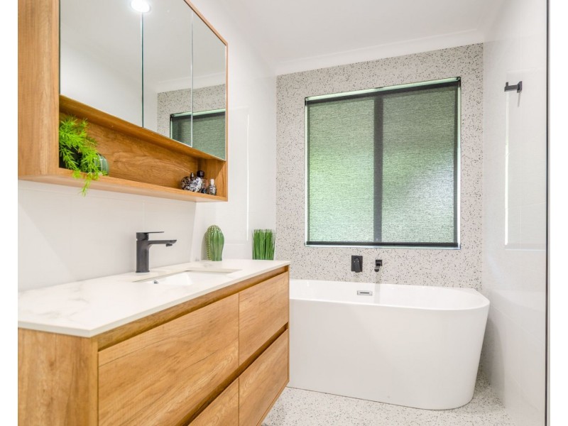 75 The Fairways, Gnangara WA 6077