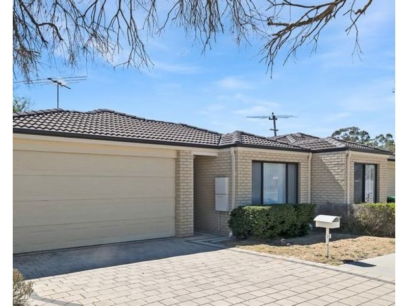 72 Redcliffe Avenue, Balga WA 6061