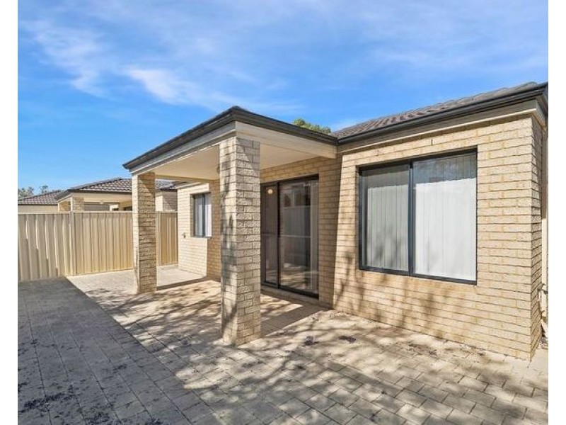72 Redcliffe Avenue, Balga WA 6061