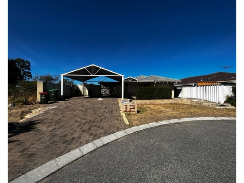 12 Banyan Close, Marangaroo WA 6064