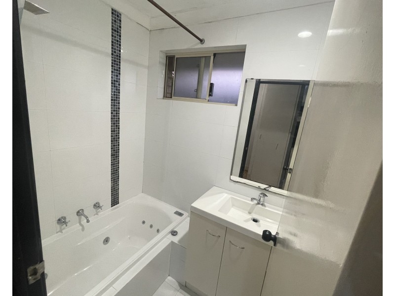 12 Banyan Close, Marangaroo WA 6064