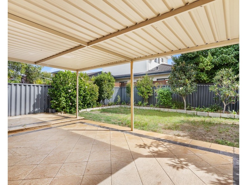 4/1 Gerald Street, Como WA 6152