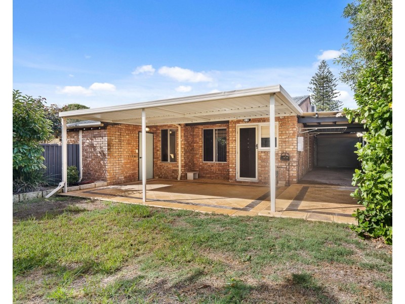 4/1 Gerald Street, Como WA 6152