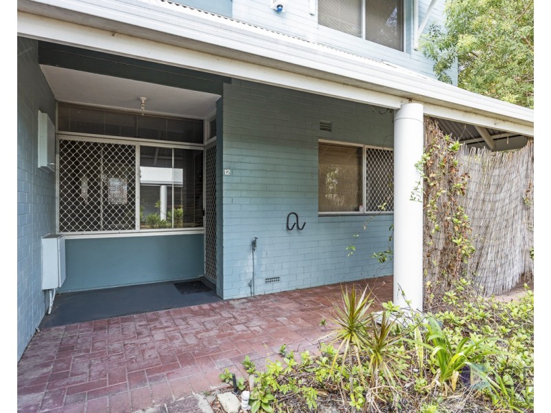 12/6 Seaton Place, Girrawheen WA 6064